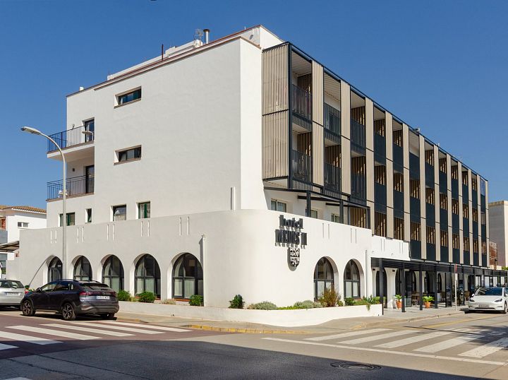 Hotel Medes II, cerca de todo