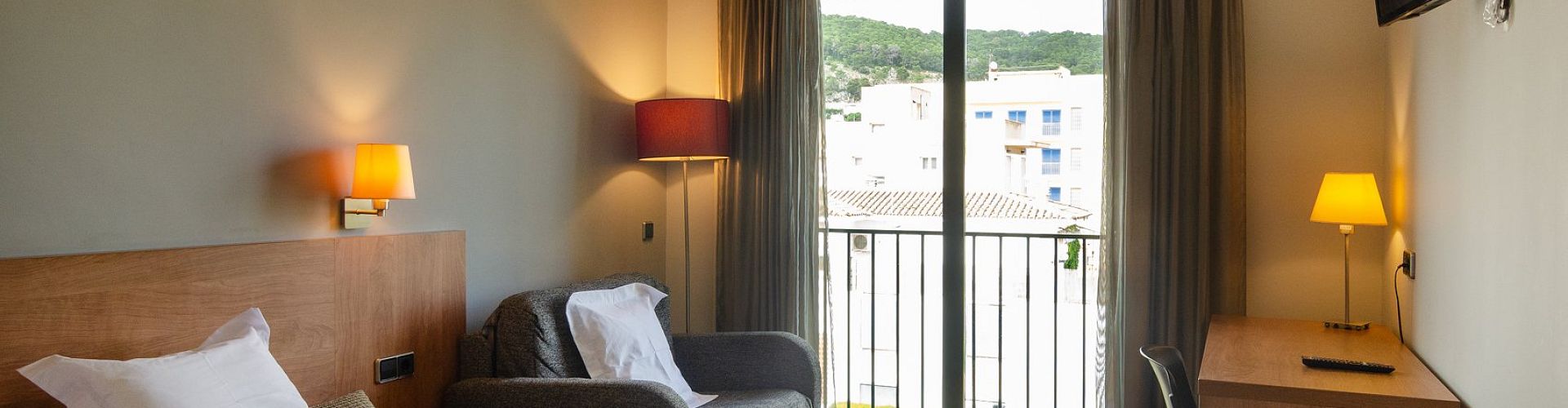 No te pierdas nada de Hotel Medes II