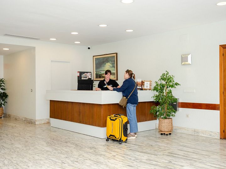 Información y ayuda con reservas desde el hotel