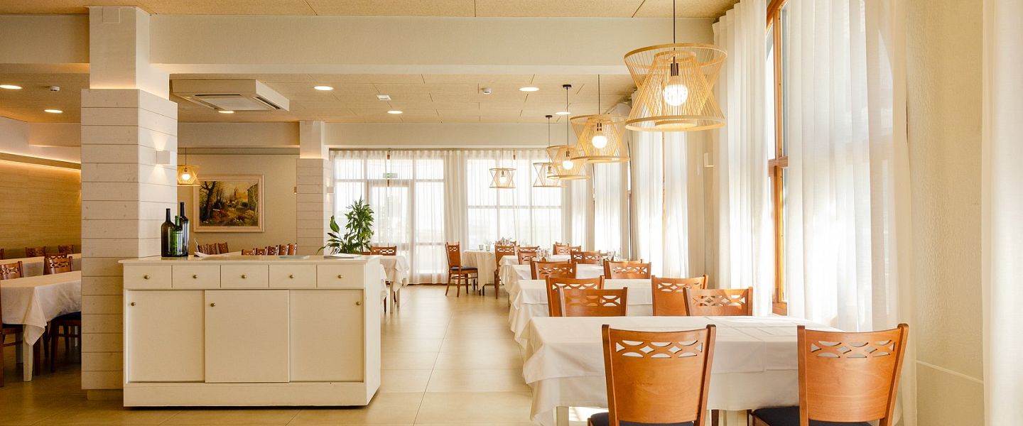 Un espacio acogedor para disfrutar de la gastronomía mediterránea